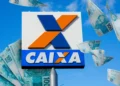 Placa da Caixa Econômica Federal com notas de R$ 100 ao fundo, representando saque de R$ 6.220 disponível para CPFs elegíveis.
