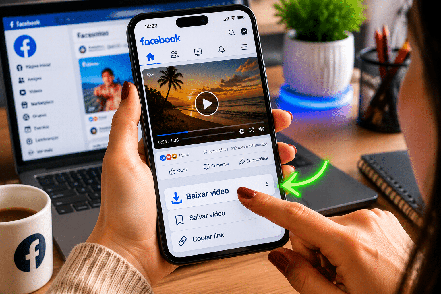 Mãos femininas segurando smartphone exibindo app Facebook com menu "Baixar vídeo" aberto e seta verde indicativa