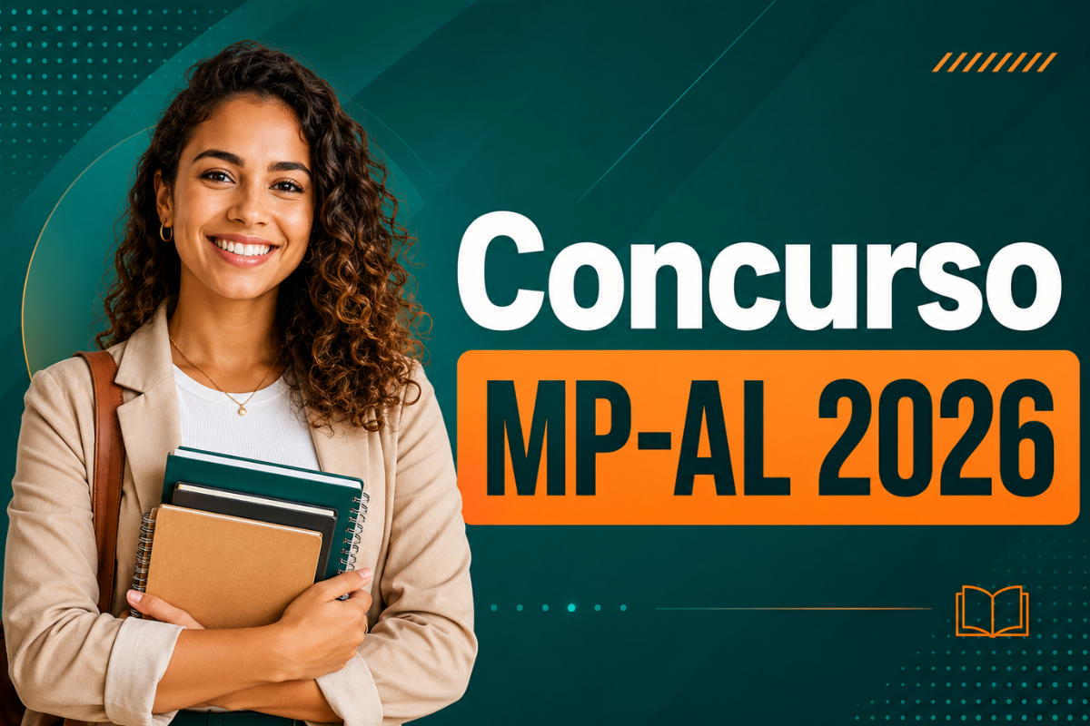 Estudante sorridente com cabelos cacheados segura livros e cadernos ao lado do texto 'Concurso MP-AL 2026'.