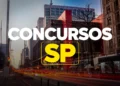 Vista da Avenida Paulista com MASP vermelho ao fundo, texto "Concursos SP" em destaque