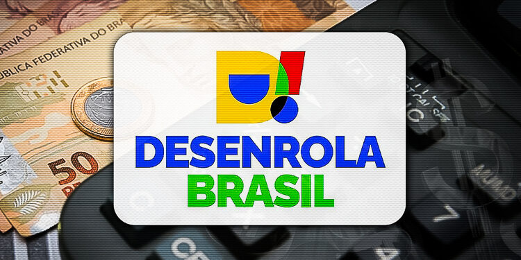 Logo colorida do programa Desenrola Brasil sobre fundo com calculadora preta e cédulas de cinquenta reais