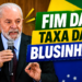 Presidente Lula segura microfone durante anúncio do fim da taxa sobre compras internacionais de até US$ 50.