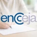 Pessoa escrevendo em papel com logo do Encceja sobreposto, representando o guia de inscrição e preparação 2026.
