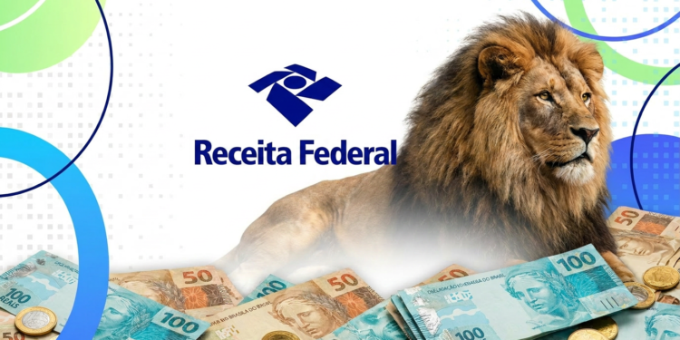 Marca da Receita Federal e figura de um leão sobre fundo claro, com cédulas e moedas de real ao redor.