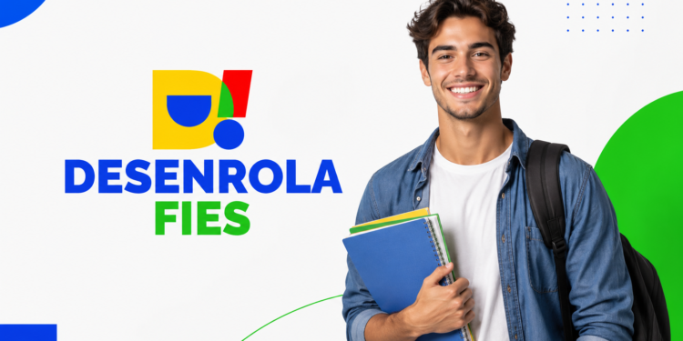 Estudante universitário segura cadernos e usa mochila, sorrindo ao lado do logotipo do Desenrola FIES.