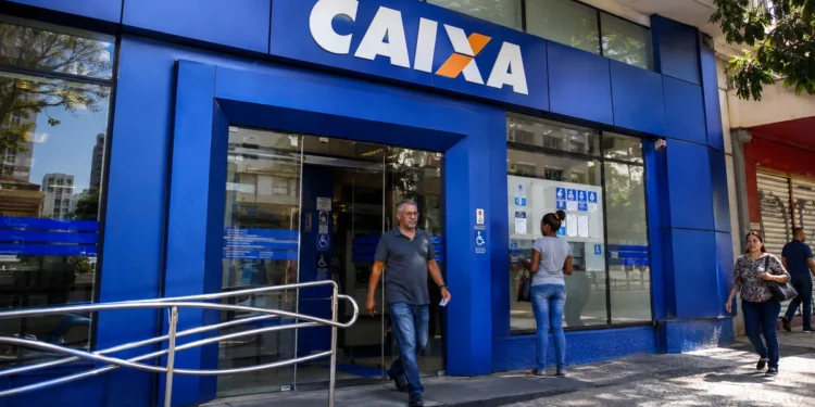 Fachada de agência da Caixa Econômica Federal, representando o período de alteração nos horários das loterias durante a Copa do Mundo de 2026.