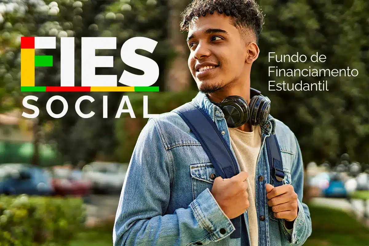 Fies Social - Financiamento para estudantes inscritos no CadÚnico Estudante com mochila e logo do Fies Social, representando oportunidades de financiamento estudantil para alunos de baixa renda.