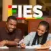 Estudantes acompanham o processo de inscrição do Fies 2026 para o segundo semestre.