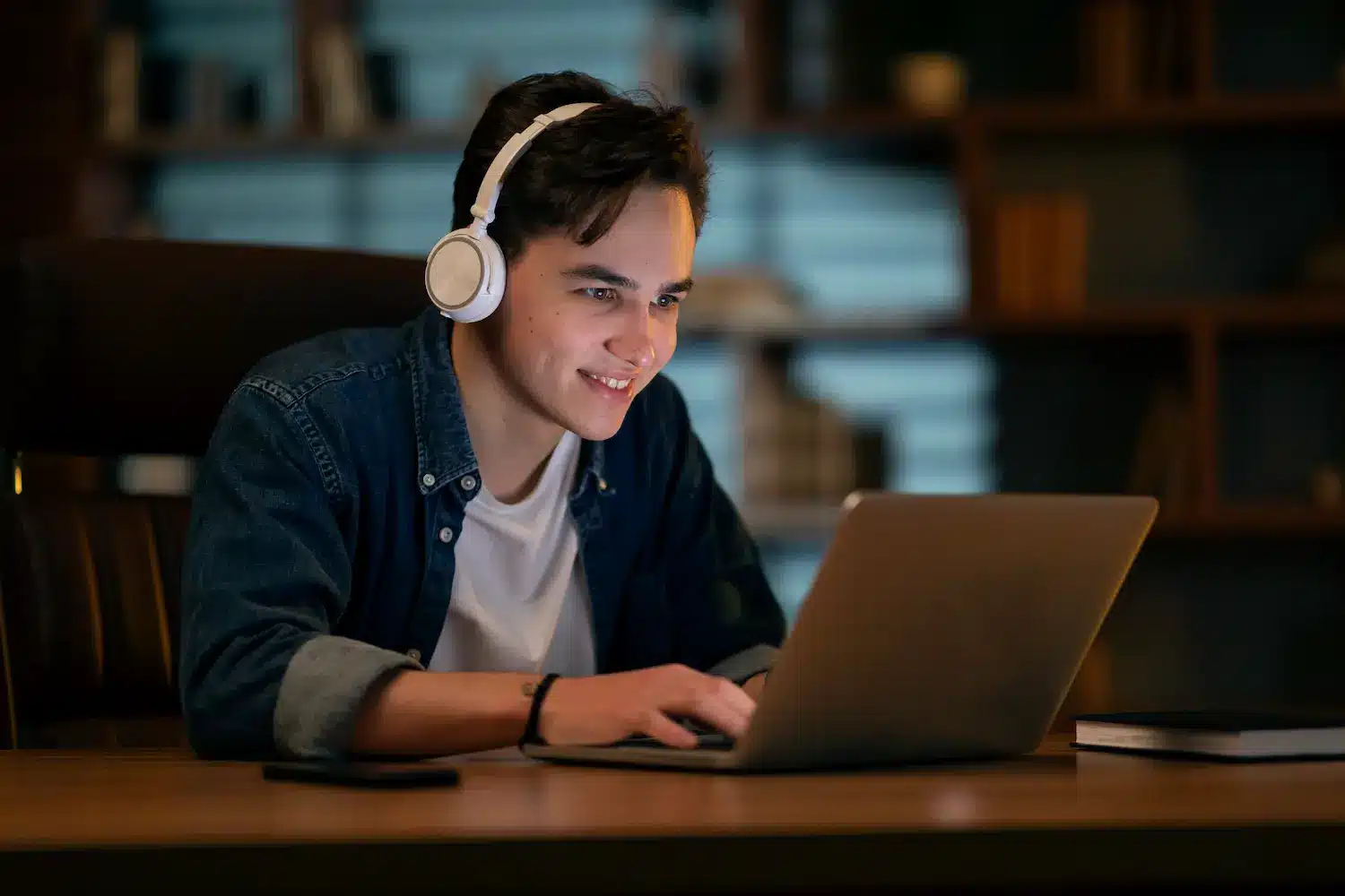 Inscrições para a segunda edição do Celpe-Bras Candidato acessa o Sistema Celpe-Bras pelo computador para realizar a inscrição no exame de proficiência.
