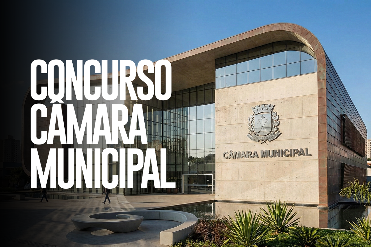Fachada moderna da Câmara Municipal com destaque para letreiro “CONCURSO CÂMARA MUNICIPAL”.