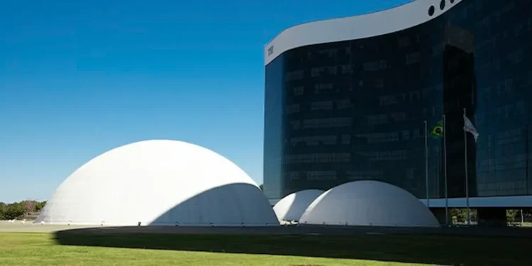 Congresso Nacional em Brasília, onde atuam deputados e senadores eleitos nas Eleições de 2026.