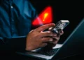 Golpe virtual com venda de falsos certificados e materiais atribuídos à Anvisa.