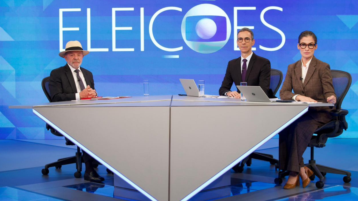 Entrevista de Lula no Jornal Nacional aborda privatização dos Correios e situação da estatal.