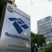 Fachada da Receita Federal em matéria sobre a validade temporária de notas fiscais sem IBS e CBS.