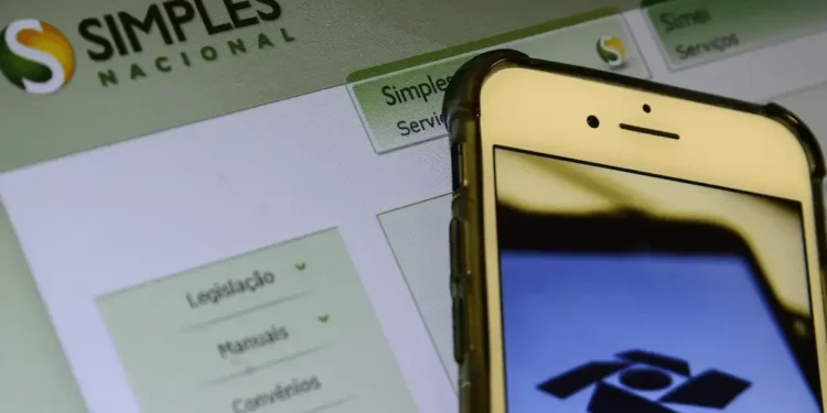 Portal do Simples Nacional representa adaptação das empresas às mudanças da Reforma Tributária.