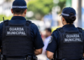 Guardas municipais durante patrulhamento urbano, representando concurso da Guarda Civil Municipal de Mauá.