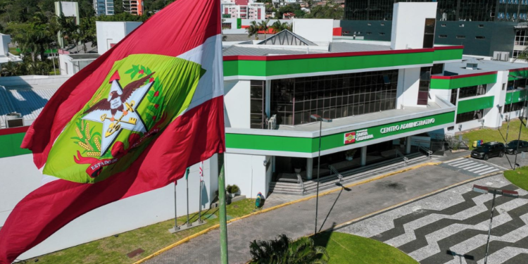Centro Administrativo de Santa Catarina representando o concurso da Sefaz SC para Auditor Estadual de Finanças Públicas.